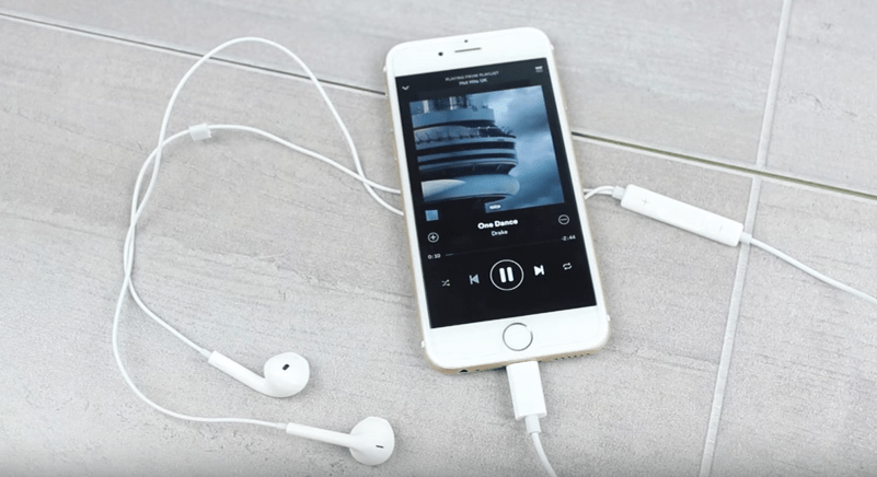 Auriculares para controlar la música del iPhone