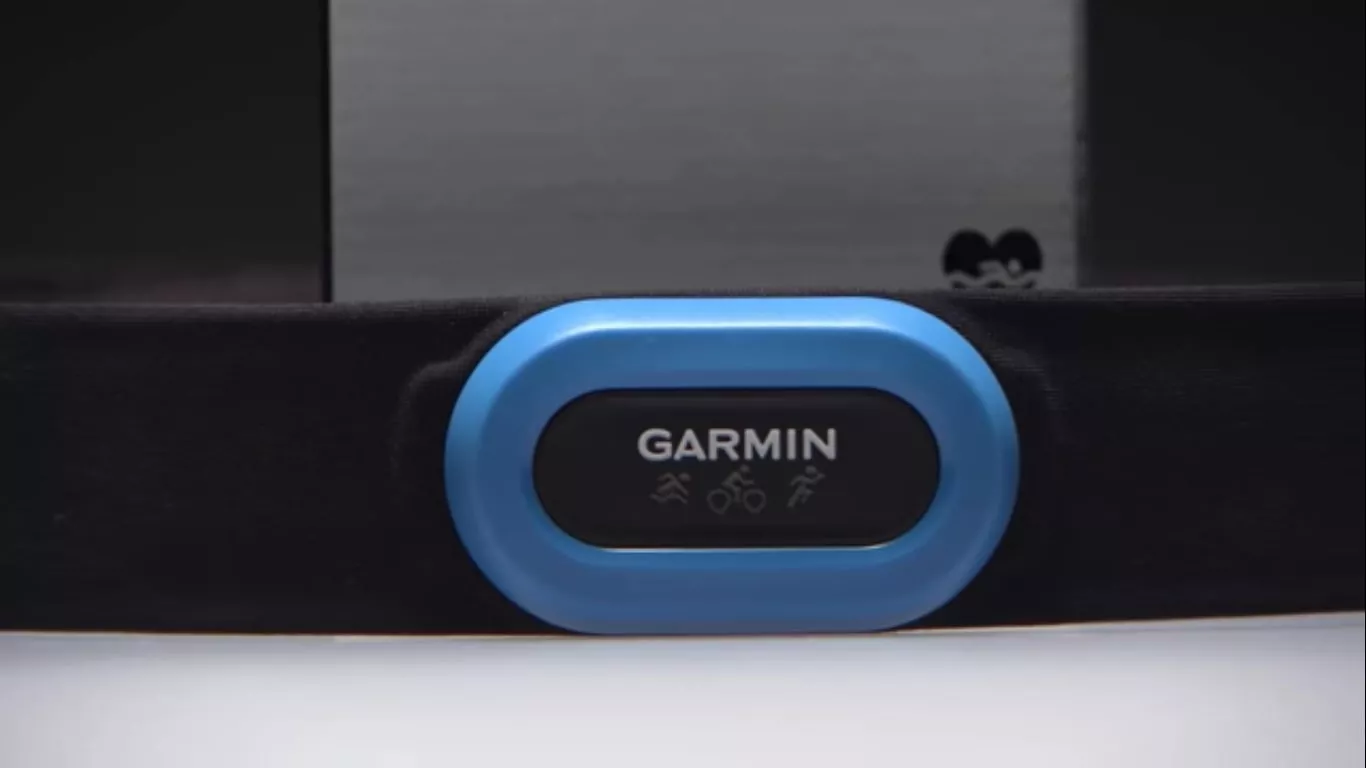 Instrucciones para reemplazar la batería de una correa de ritmo cardíaco Garmin