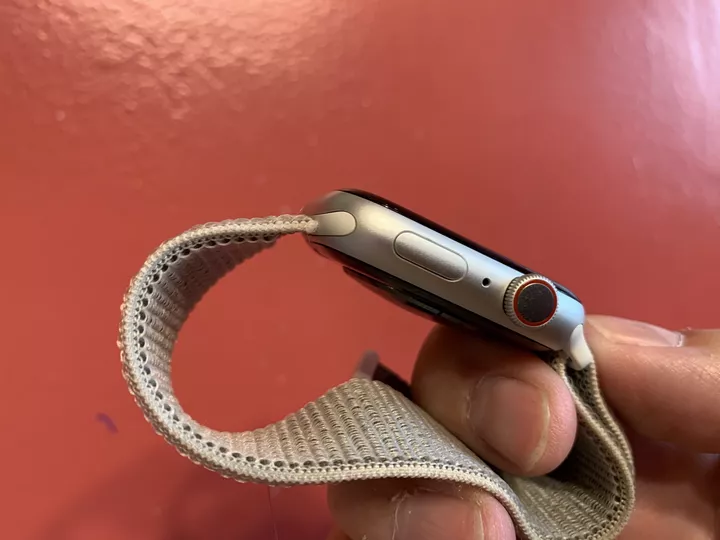 Cómo reiniciar el Apple Watch