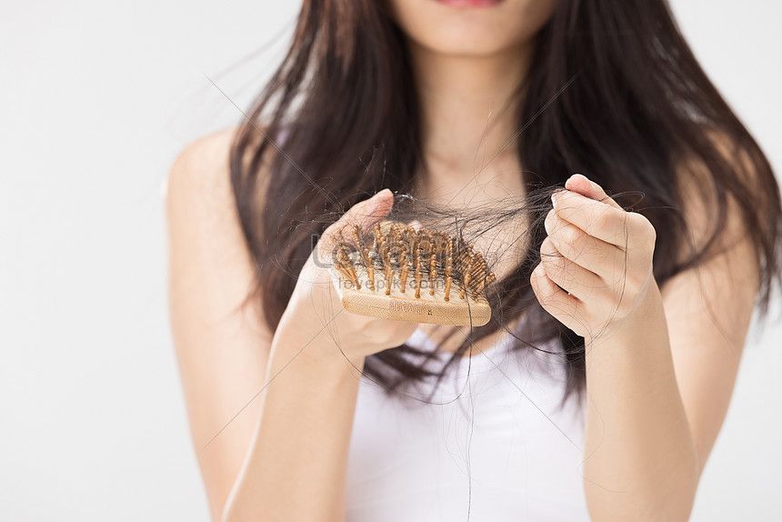 Tratamiento de la caída del cabello en casa: ¡7 remedios que realmente funcionan! - 3 - mayo 18, 2022