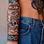 36 Hermosas ideas de manga de tatuajes para mujeres