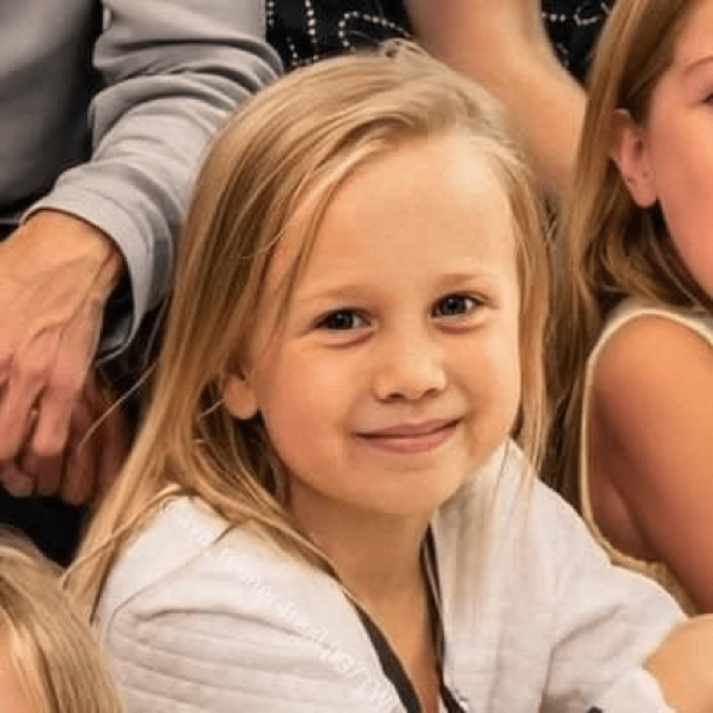 Conoce a Ava Berlin Renner, cosas que saber sobre la hija de Jeremy Renner - 3 - junio 22, 2022