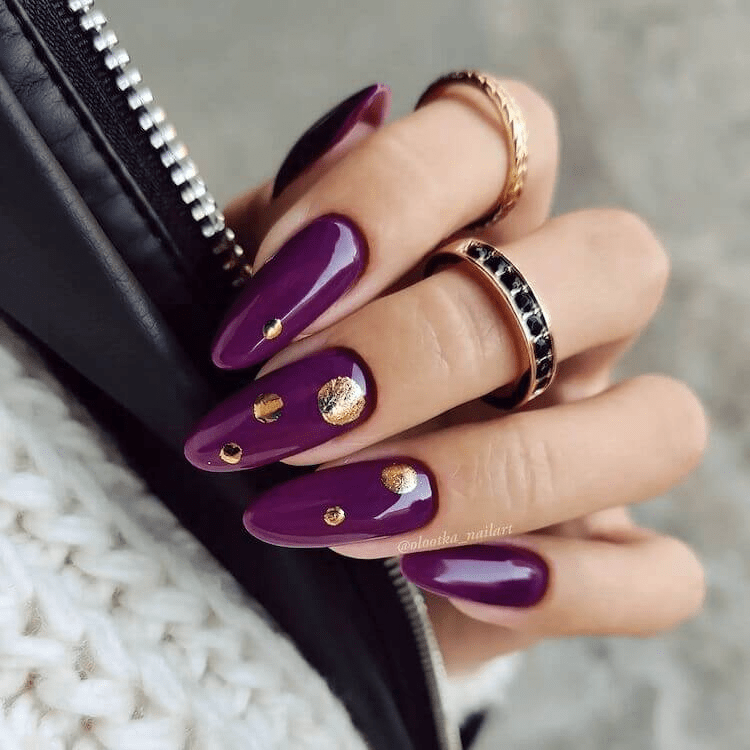 16 diseños de uñas acrílicas moradas que te harán sentir lujoso - 25 - junio 15, 2022