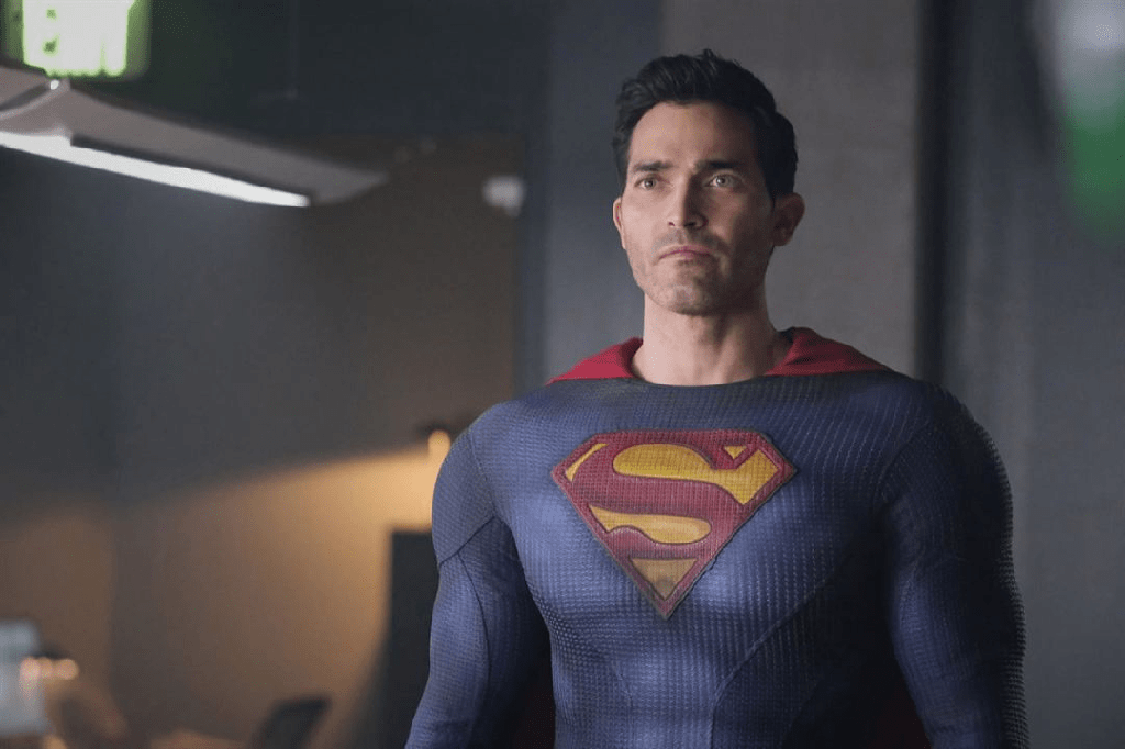 Tyler Hoechlin no es Superman en la serie de CW, "Naomi" - 5 - junio 21, 2022