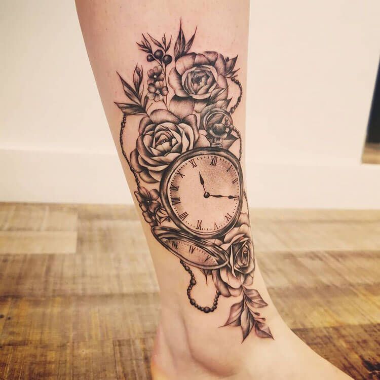 20 Hermosas ideas de tatuaje de piernas para mujeres - 21 - octubre 9, 2022