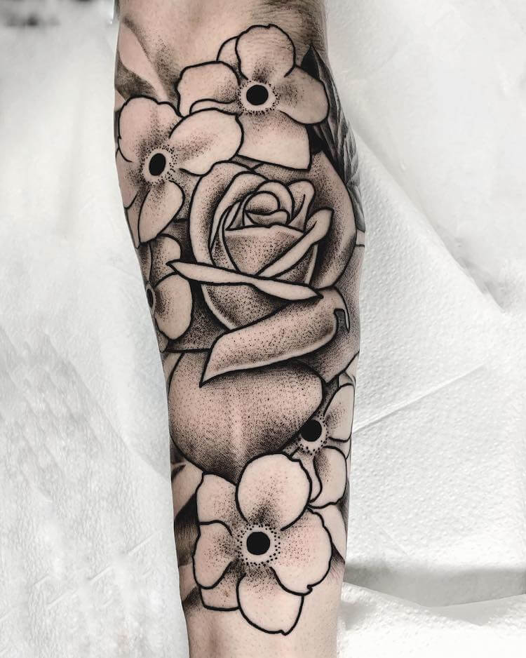17 Impresionantes diseños de tatuajes de rosas para mujeres - 3 - julio 4, 2022