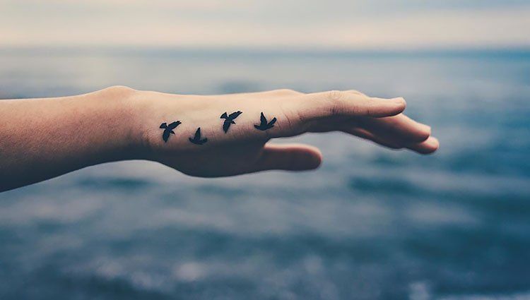 27 Ideas de tatuaje espiritual para mujeres cristianas - 41 - julio 3, 2022