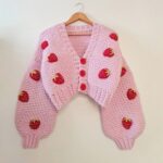 10 Patrones de crochet de suéter de fresa