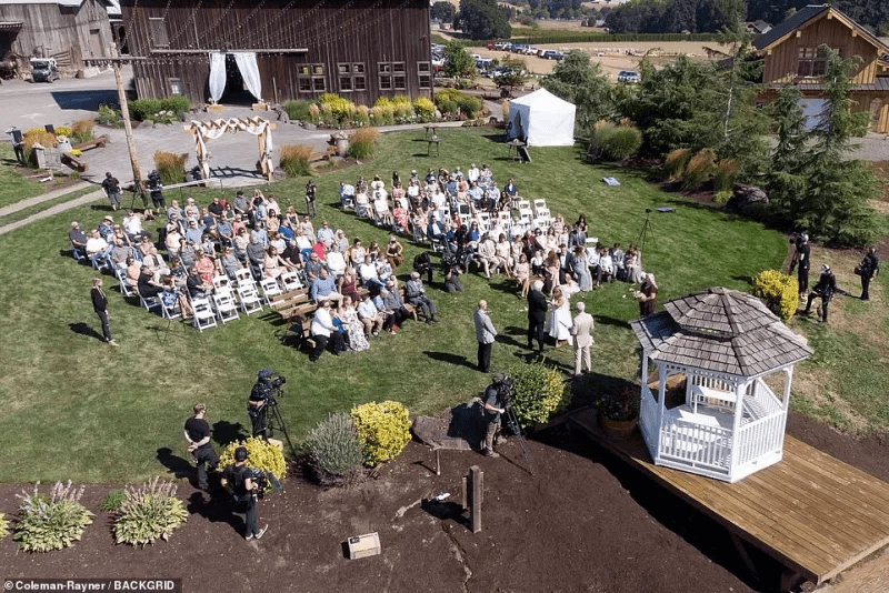 Precio de boda de la granja de Roloff - 11 - julio 9, 2022