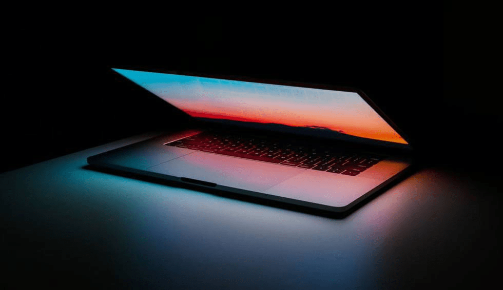 ¿Cómo solucionar si la pantalla MacBook Pro está parpadeando? - 105 - agosto 3, 2022