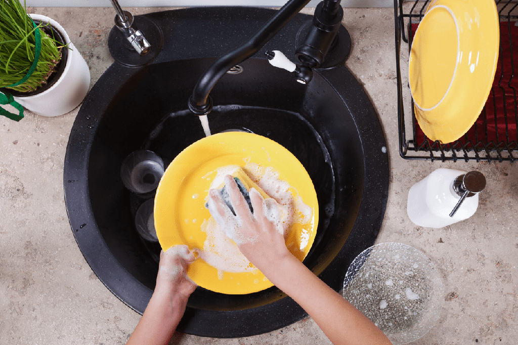 7 Hacks para lavar a mano los platos más rápido y de manera más eficiente - 5 - septiembre 29, 2022