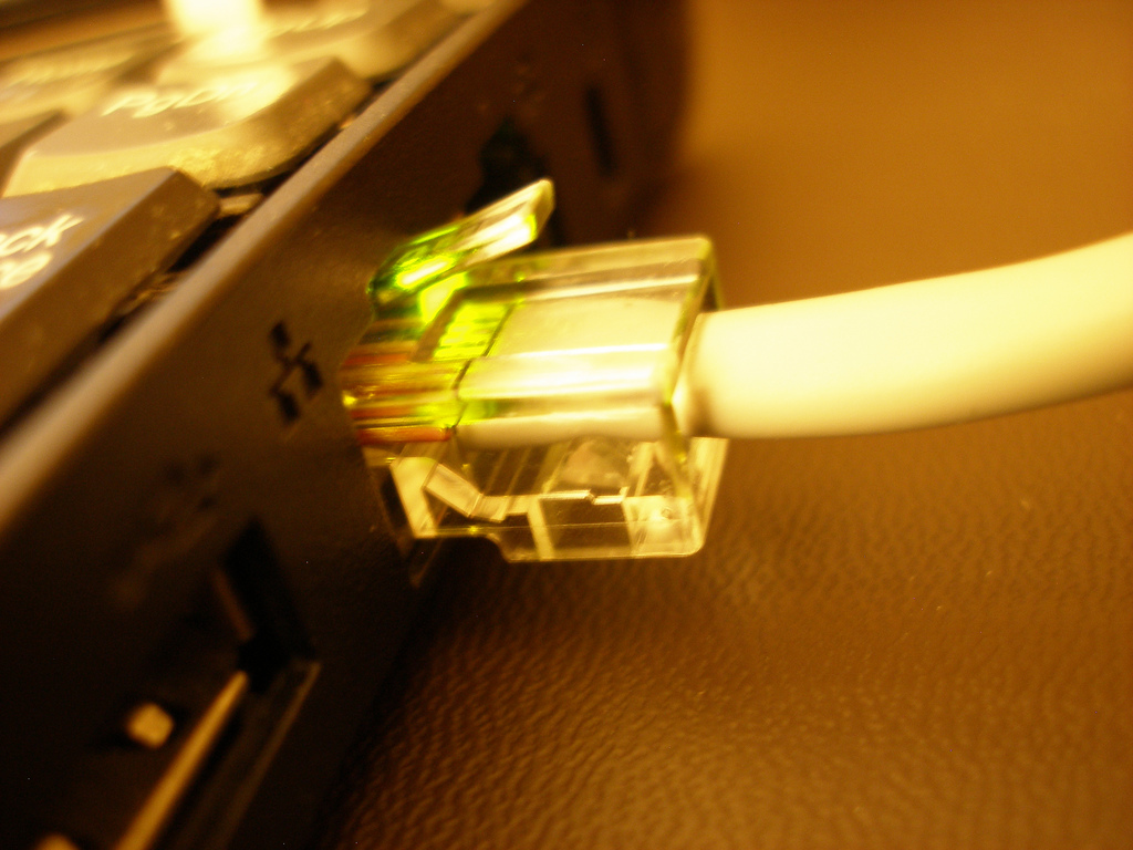 ¿El puerto Ethernet no funciona en la placa base? - 3 - octubre 31, 2022