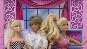 ¿Qué edad tiene Barbie dentro del 2022?