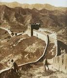 ¿Cuántos chinos murieron construyendo la Muralla China?