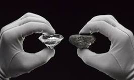 ¿Qué es bastante más caro un diamante o una zirconia?