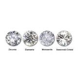 ¿Qué es bastante más costoso un diamante o una zirconia?