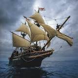 ¿Qué tipo de navíos utilizaban los piratas?