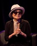 ¿Qué es lo que significa la manzana de Yoko Ono?