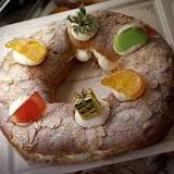 ¿Qué es lo rojo y verde de la Rosca de Reyes?
