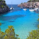 ¿Qué resulta ser bastante más bonito Menorca o Mallorca?