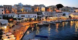 ¿Qué urbes hay en Menorca?