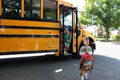 ¿Cómo es que son los autobuses escolares en EEUU?