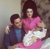 ¿Qué relación tiene Isabel Presley con Elvis Presley?