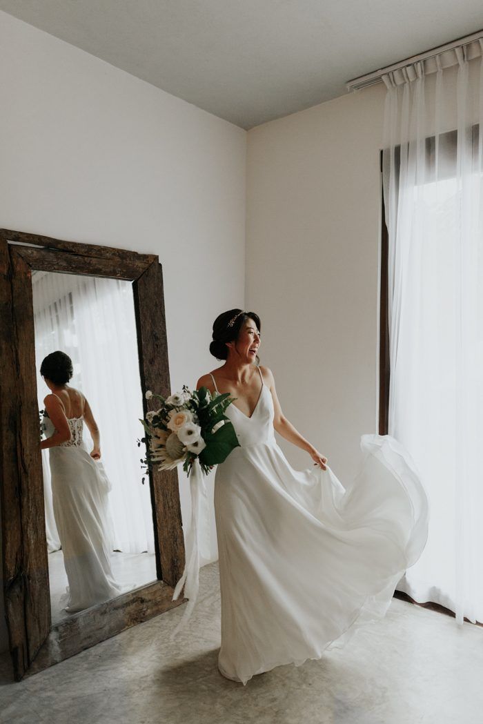40 Vestidos de novia sencillos y elegantes para arrasar - 61 - enero 29, 2023