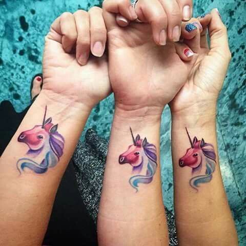 Tatuaje de hermanas: ¡ve ideas creativas para inspirarte! - 65 - enero 24, 2023