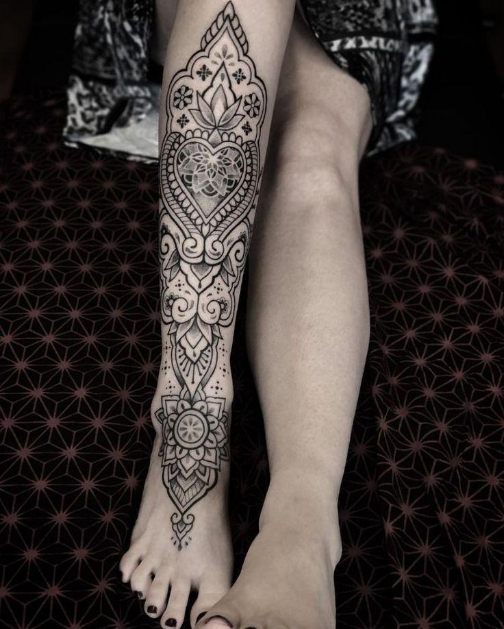 Tatuaje femenino en la pierna: ¡consulta ideas increíbles! - 51 - enero 24, 2023