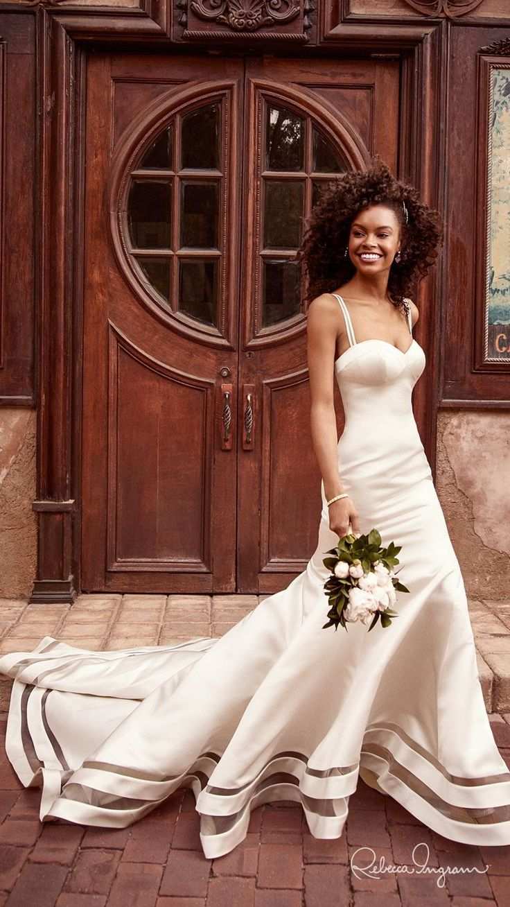 40 Vestidos de novia sencillos y elegantes para arrasar - 13 - enero 29, 2023