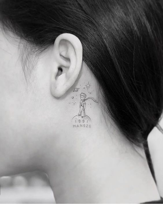 Echa un vistazo a 65 imágenes de tatuajes en el cuello femenino - 31 - enero 24, 2023