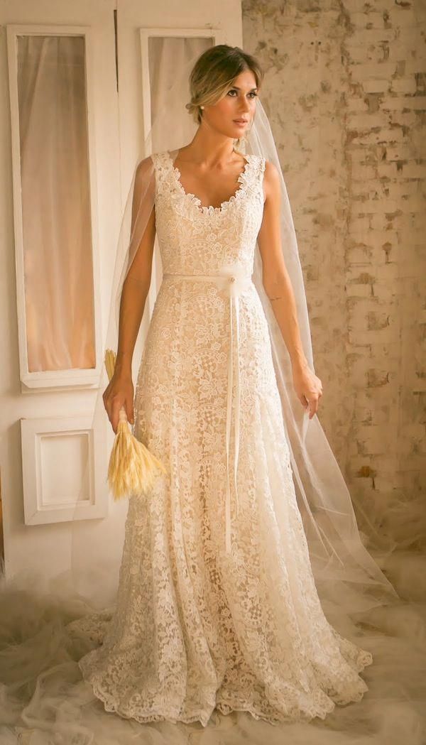 40 Vestidos de novia sencillos y elegantes para arrasar - 33 - enero 29, 2023