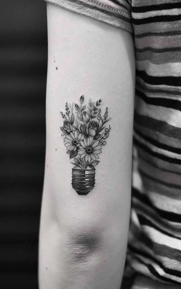 Tatuaje de flor: conoce sus significados y mira 81 ideas - 121 - enero 24, 2023
