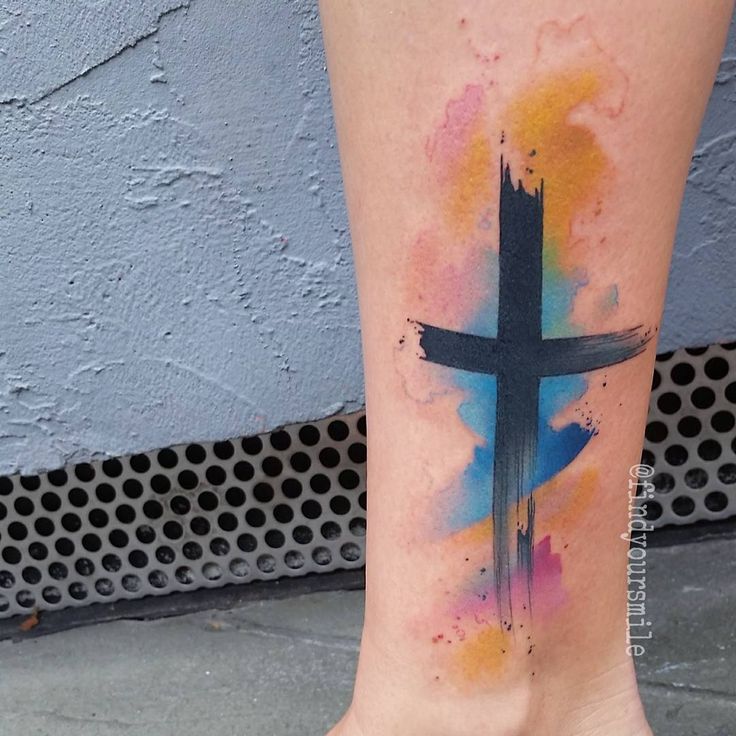 Tatuaje de cruz: mira diseños que reflejan fe y esperanza - 77 - enero 25, 2023