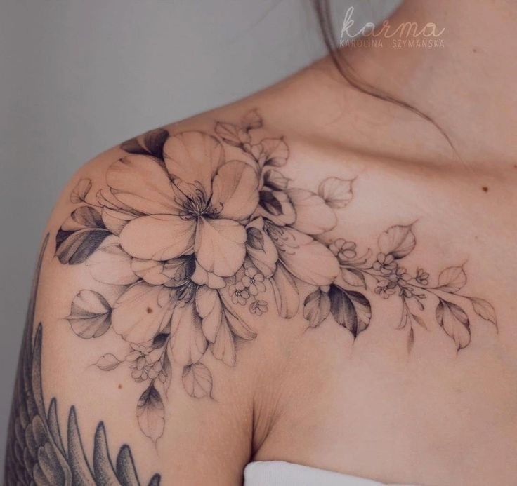 Tatuaje de flor: conoce sus significados y mira 81 ideas - 73 - enero 24, 2023