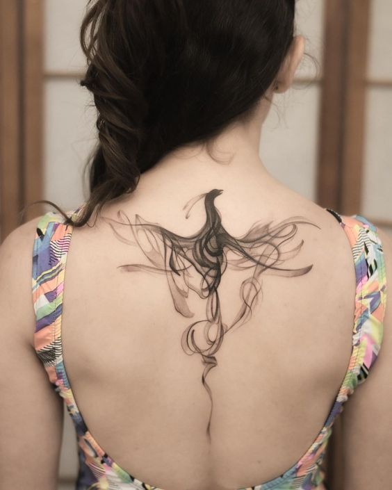 Inspírate con 55 lindas imágenes de tatuajes fénix femeninos - 47 - enero 25, 2023