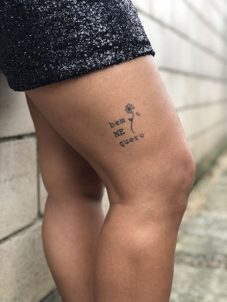 Tatuaje femenino en la pierna: ¡consulta ideas increíbles! - 15 - enero 24, 2023