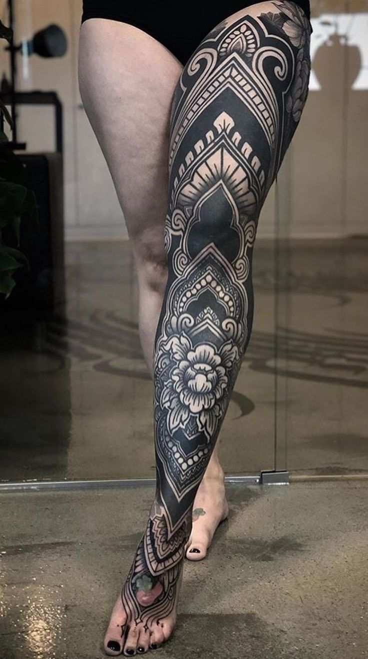 Tatuaje femenino en la pierna: ¡consulta ideas increíbles! - 29 - enero 24, 2023