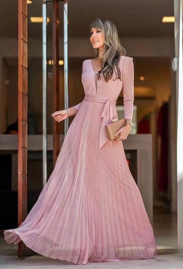Inspírate con preciosos vestidos de dama de honor rosado - 41 - enero 29, 2023