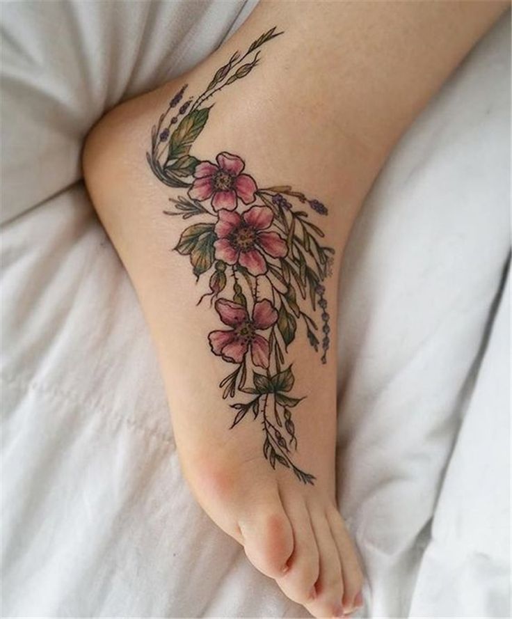Tatuaje de flor: conoce sus significados y mira 81 ideas - 111 - enero 24, 2023