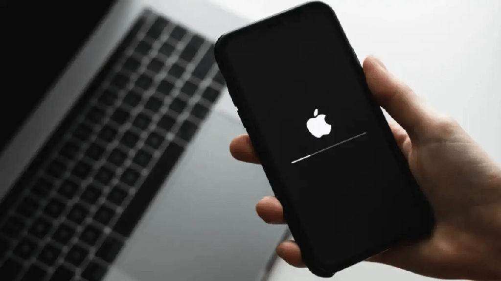 ¿IPhone atascado en el boquilla de arranque o el logotipo de Apple? - 9 - enero 7, 2023