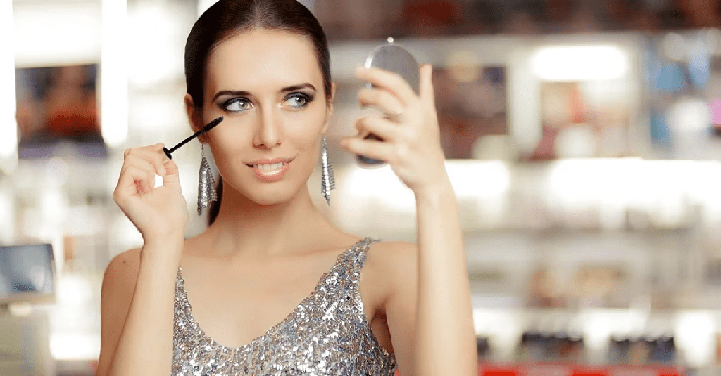 Maquillaje para fiesta: ¡cómo elegir el look adecuado para cada tipo de evento! - 5 - enero 23, 2023