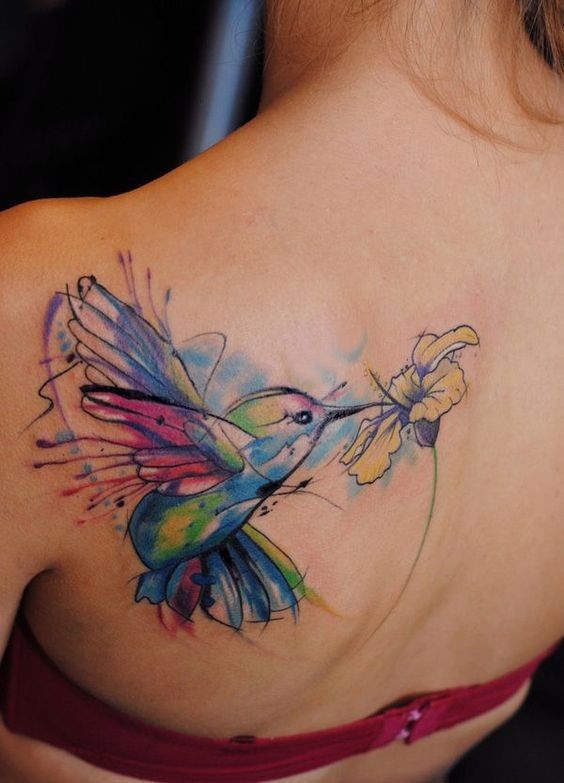 60 Inspiraciones para tatuajes femeninos en la espalda - 33 - enero 24, 2023