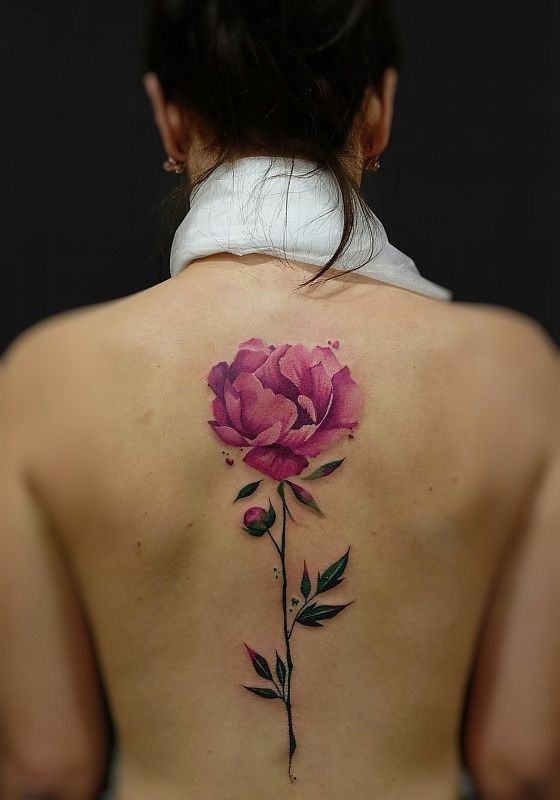 60 Inspiraciones para tatuajes femeninos en la espalda - 31 - enero 24, 2023
