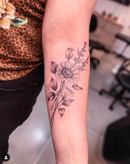 Tatuaje de flor: conoce sus significados y mira 81 ideas - 67 - enero 24, 2023