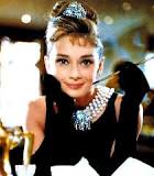 Audrey Hepburn: La Estatura de una Leyenda - 55 - febrero 18, 2023