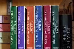 ¿Cuáles son los personajes principales de Las Cronicas de Narnia?
