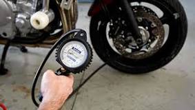 ¿Cuánto inflar las ruedas de moto 110?