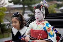 ¿Cuál es la función de una geisha?